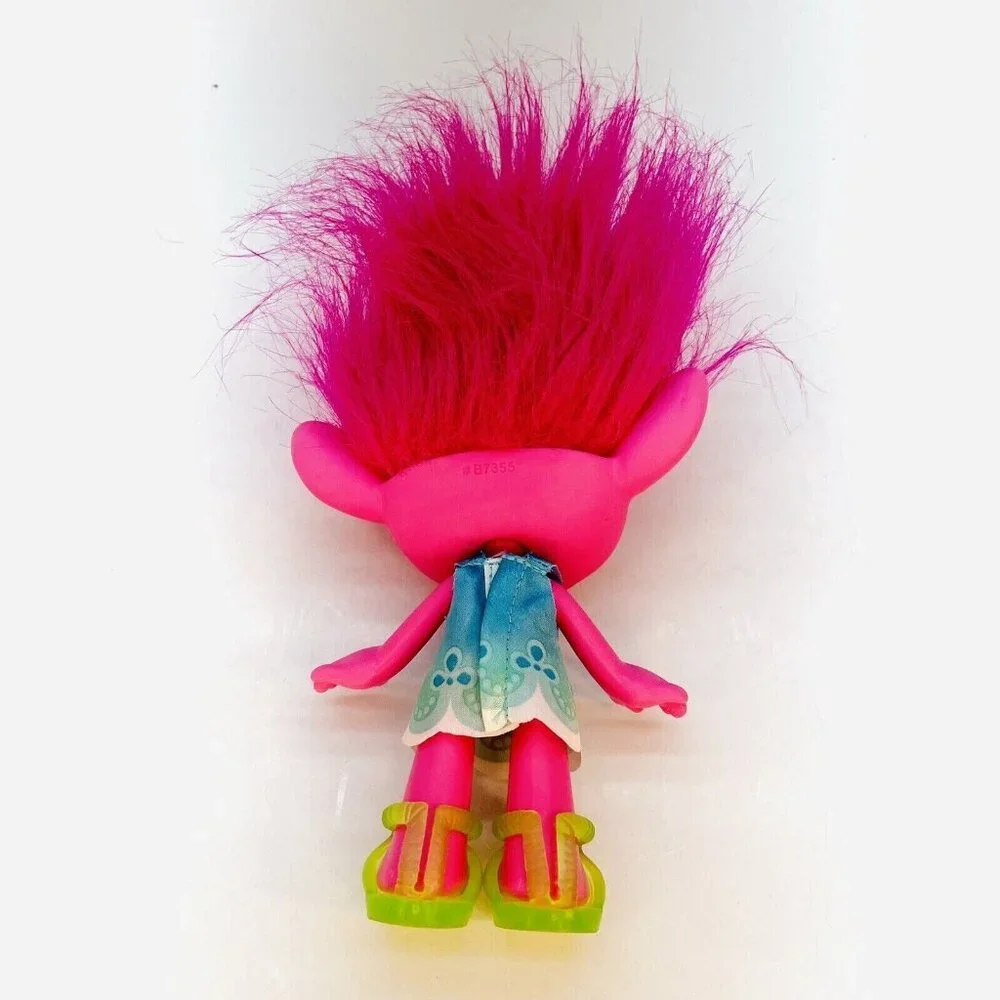Hasbro 2015 Poppy Troll Princess Doll Dreamworks Animation Trolls Figure Toy